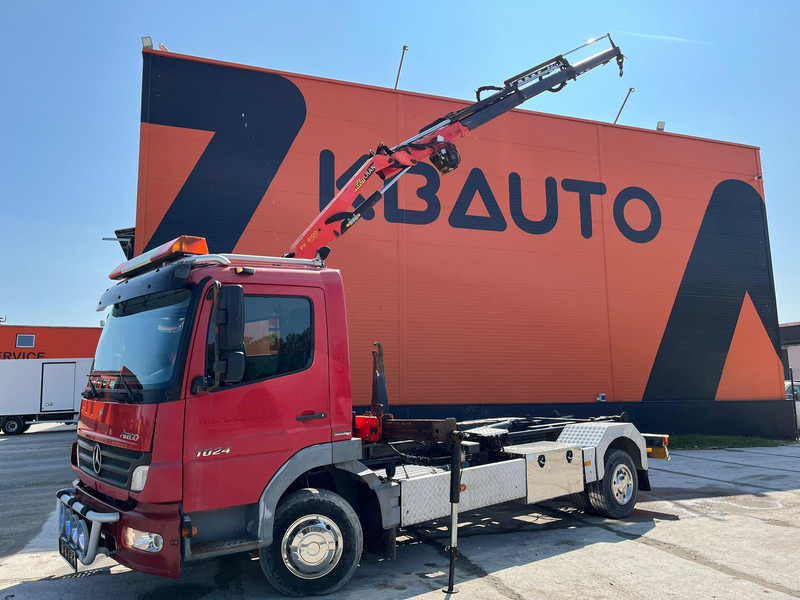 Mercedes-Benz Atego 1024 4x2 PK4100 + WINCH / HOOK LIFT L=3900 mm - Pacēlājs ar āķi, Kravas auto ar manipulatoru: foto 1 Mercedes-Benz Atego 1024 4x2 PK4100 + WINCH / HOOK LIFT L=3900 mm - Pacēlājs ar āķi, Kravas auto ar manipulatoru: foto 1