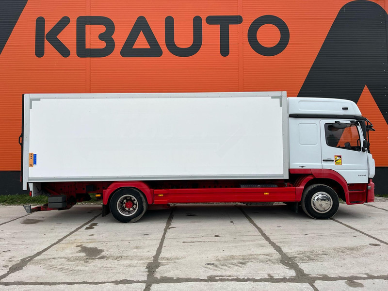 Mercedes-Benz Atego 1224 4x2 NEW ENGINE ! / BOX L=7548 mm - Kravas automašīna ar slēgto virsbūvi: foto 4 Mercedes-Benz Atego 1224 4x2 NEW ENGINE ! / BOX L=7548 mm - Kravas automašīna ar slēgto virsbūvi: foto 4