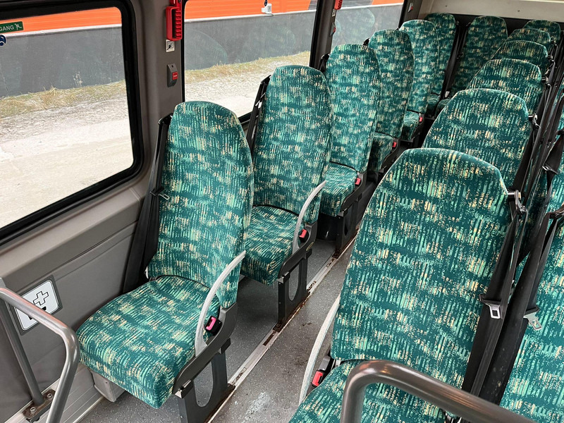 Mikroautobuss, Pasažieru furgons Mercedes-Benz Sprinter 515 CDI 20 + 1 SEATS / AC: foto 16