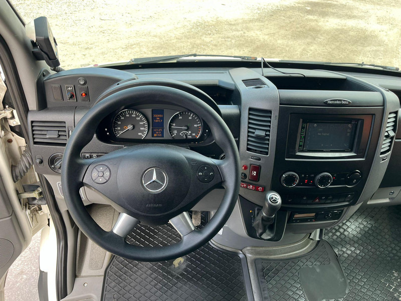 Mikroautobuss, Pasažieru furgons Mercedes-Benz Sprinter 516 CDI 17 SEATS / DRIVER AC: foto 11