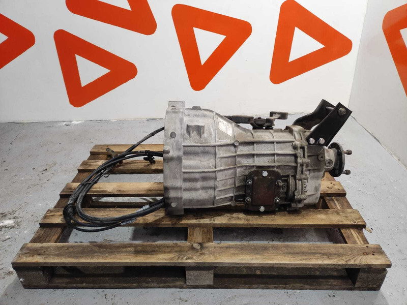 Nissan NT 400 Cabstar Gearbox 32010-LC62A / LOW MILEAGE - Pārnesumkārba - Kravas automašīna: foto 3 Nissan NT 400 Cabstar Gearbox 32010-LC62A / LOW MILEAGE - Pārnesumkārba - Kravas automašīna: foto 3