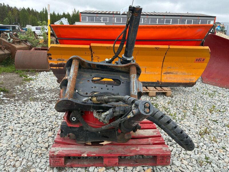 ROTOTILT R8 S70 - Papildaprīkojums - Celtniecības tehnika: foto 4 ROTOTILT R8 S70 - Papildaprīkojums - Celtniecības tehnika: foto 4