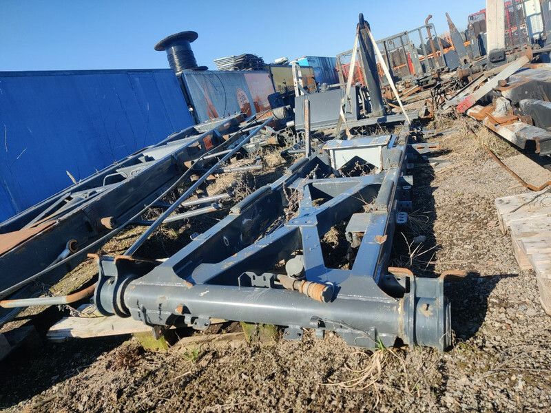 Meiller TYP S421 TIPPER BODY FRAME - Rezerves daļa - Kravas automašīna: foto 5 Meiller TYP S421 TIPPER BODY FRAME - Rezerves daļa - Kravas automašīna: foto 5
