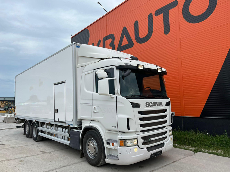 Scania G 440 6x2*4 EURO 6 ! / RETARDER / BOX L=8427 mm - Kravas automašīna refrižerators: foto 3 Scania G 440 6x2*4 EURO 6 ! / RETARDER / BOX L=8427 mm - Kravas automašīna refrižerators: foto 3