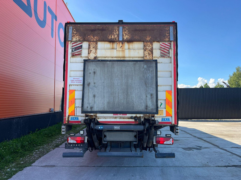 Kravas automašīna ar slēgto virsbūvi Scania P 360 6x2*4 BOX L=9725 mm: foto 7