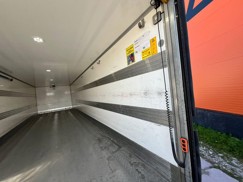 Kravas automašīna ar slēgto virsbūvi Scania P 360 6x2*4 BOX L=9725 mm: foto 13