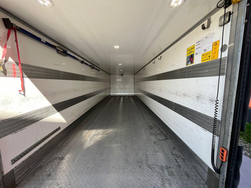 Kravas automašīna ar slēgto virsbūvi Scania P 360 6x2*4 BOX L=9725 mm: foto 14