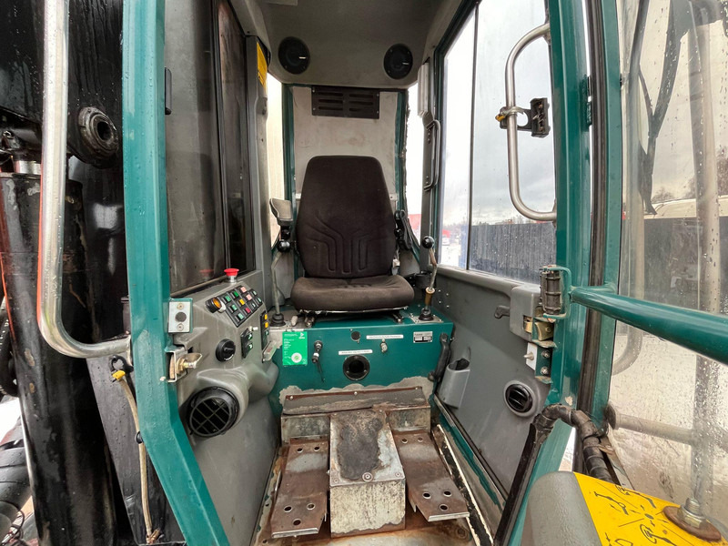 Kokvedējs, Kravas auto ar manipulatoru pārvadāšana koksnes Scania R 520 8x4*4 RETARDER: foto 11