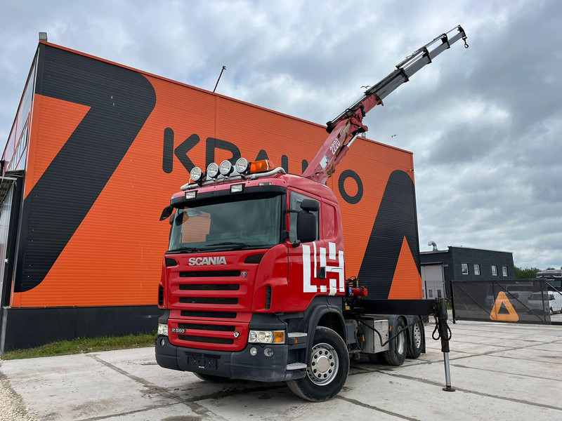 Scania R 560 6x2 HMF2220 K4 / RETARDER - Bortu kravas automašīna/ Platforma, Kravas auto ar manipulatoru: foto 1 Scania R 560 6x2 HMF2220 K4 / RETARDER - Bortu kravas automašīna/ Platforma, Kravas auto ar manipulatoru: foto 1