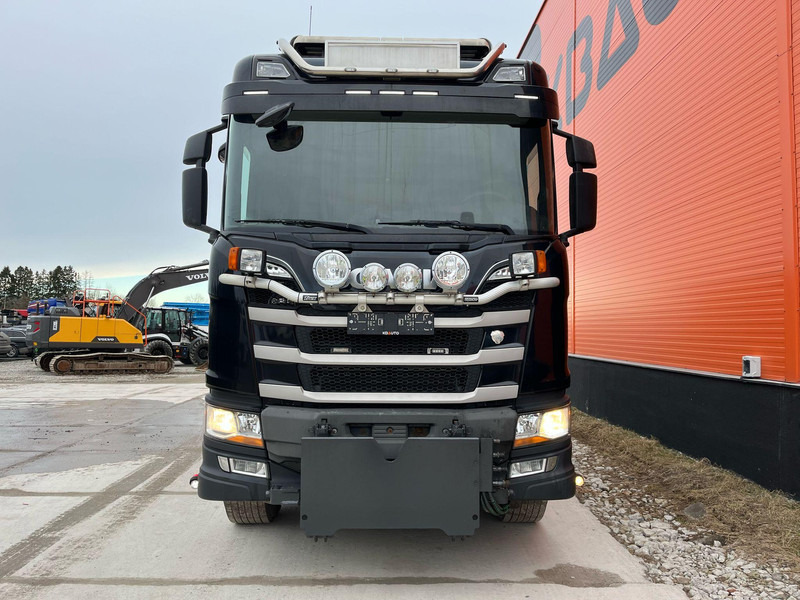 Scania R 650 8x4 FRONT PLOW EQUIPMENT / FULL STEEL / HUB REDUCTION / WEBASTO - Kravas automašīna pašizgāzējs: foto 4 Scania R 650 8x4 FRONT PLOW EQUIPMENT / FULL STEEL / HUB REDUCTION / WEBASTO - Kravas automašīna pašizgāzējs: foto 4