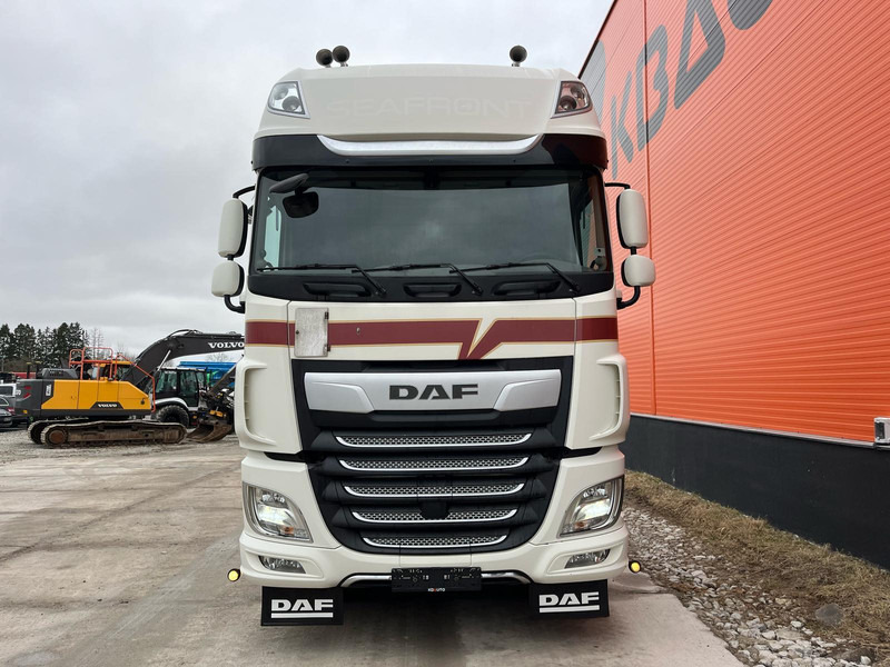 DAF XF 530 6x2 RETARDER / DOUBLE BOGIE - Vilcējs: foto 3 DAF XF 530 6x2 RETARDER / DOUBLE BOGIE - Vilcējs: foto 3