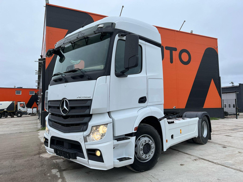 Mercedes-Benz Actros 1842 4x2 STREAM SPACE / RETARDER - Vilcējs: foto 2 Mercedes-Benz Actros 1842 4x2 STREAM SPACE / RETARDER - Vilcējs: foto 2