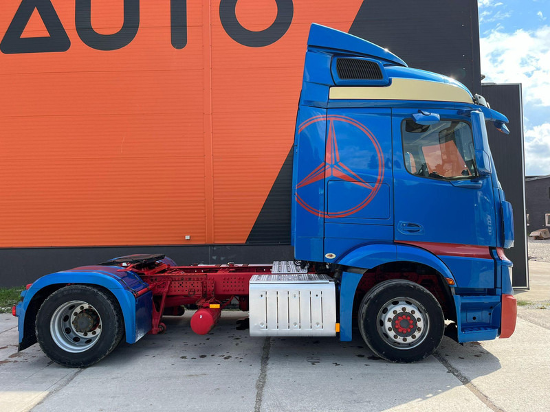 Mercedes-Benz Actros 1845 4x2 - Vilcējs: foto 5 Mercedes-Benz Actros 1845 4x2 - Vilcējs: foto 5
