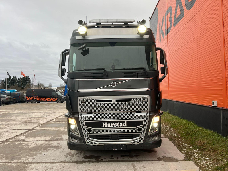Volvo FH 16 750 6x4 GCW 70 ton / RETARDER / HYDRAULICS / TANDEM AXLE LIFT - Vilcējs: foto 2 Volvo FH 16 750 6x4 GCW 70 ton / RETARDER / HYDRAULICS / TANDEM AXLE LIFT - Vilcējs: foto 2