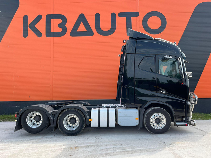 Volvo FH 16 750 6x4 GCW 76 ton / TANDEM AXLE LIFT - Vilcējs: foto 4 Volvo FH 16 750 6x4 GCW 76 ton / TANDEM AXLE LIFT - Vilcējs: foto 4