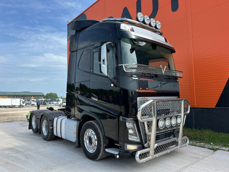 Volvo FH 16 750 6x4 GCW 76 ton / TANDEM AXLE LIFT - Vilcējs: foto 3 Volvo FH 16 750 6x4 GCW 76 ton / TANDEM AXLE LIFT - Vilcējs: foto 3