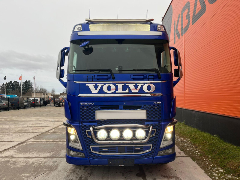 Volvo FH 16 750 6x4 RETARDER / HYDRAULICS / TANDEM AXLE LIFT - Vilcējs: foto 3 Volvo FH 16 750 6x4 RETARDER / HYDRAULICS / TANDEM AXLE LIFT - Vilcējs: foto 3