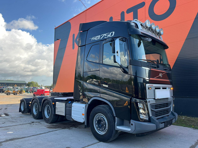 Volvo FH 16 750 8x4 GCW 90 ton / DOLLY / RETARDER - Vilcējs: foto 3 Volvo FH 16 750 8x4 GCW 90 ton / DOLLY / RETARDER - Vilcējs: foto 3