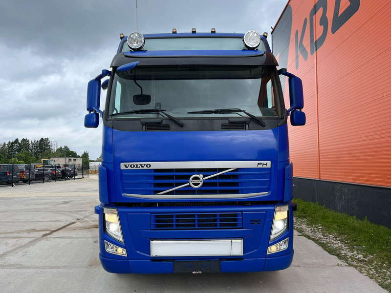 Volvo FH 540 8x4 PALFINGER PK110002 / RETARDER - Vilcējs: foto 3 Volvo FH 540 8x4 PALFINGER PK110002 / RETARDER - Vilcējs: foto 3