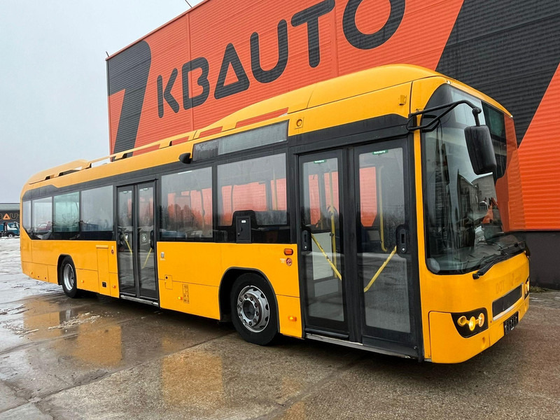 Volvo BRLH 7700 HYBRID 4x2 FOR PARTS ONLY! / EURO EEV / AC / AUXILIARY HEATING - Pilsētas autobuss: foto 1 Volvo BRLH 7700 HYBRID 4x2 FOR PARTS ONLY! / EURO EEV / AC / AUXILIARY HEATING - Pilsētas autobuss: foto 1