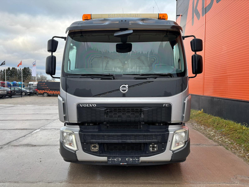 Volvo FE 320 6x2*4 IMER 7 m3 - Betonvedējs: foto 3 Volvo FE 320 6x2*4 IMER 7 m3 - Betonvedējs: foto 3