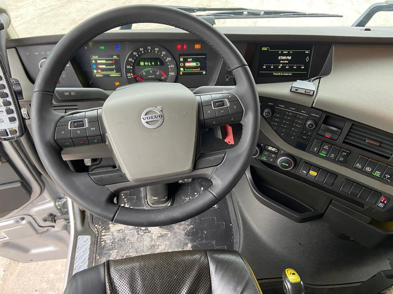 Pacēlājs ar āķi, Kravas auto ar manipulatoru Volvo FH 16 650 6x2 PK 18502 / PALFINGER T 20 ton / RETARDER: foto 14