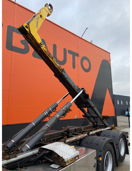 Pacēlājs ar āķi, Kravas auto ar manipulatoru Volvo FH 16 650 6x2 PK 18502 / PALFINGER T 20 ton / RETARDER: foto 11