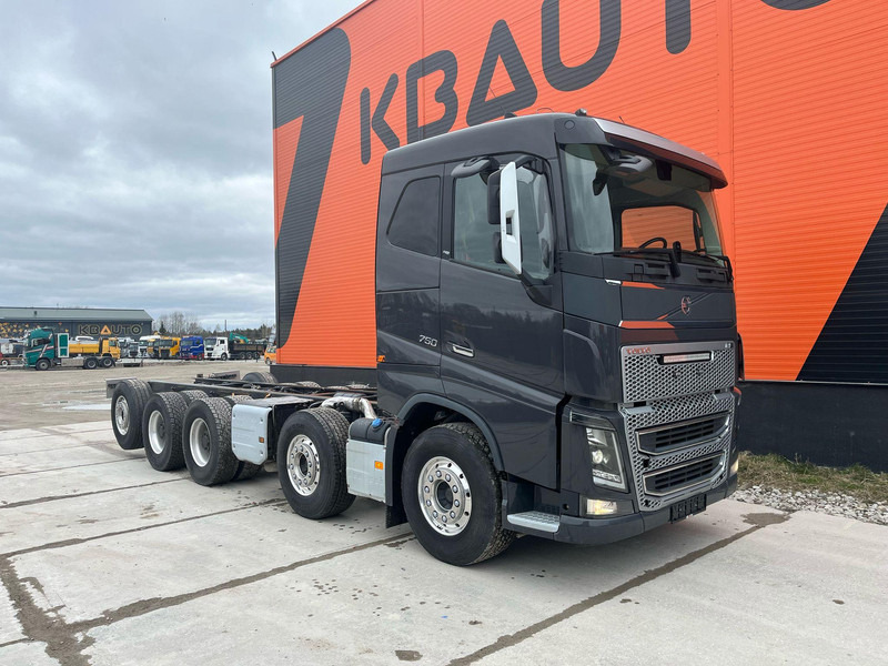 Volvo FH 16 750 10x4*6 GCW 100 ton / CHASSIS L=7350 mm - Šasija kravas automašīna: foto 4 Volvo FH 16 750 10x4*6 GCW 100 ton / CHASSIS L=7350 mm - Šasija kravas automašīna: foto 4
