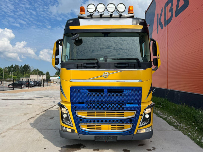 Volvo FH 16 750 6x4 HYDRAULICS / CHASSIS L=8184 mm - Kokvedējs, Kravas auto ar manipulatoru: foto 3 Volvo FH 16 750 6x4 HYDRAULICS / CHASSIS L=8184 mm - Kokvedējs, Kravas auto ar manipulatoru: foto 3