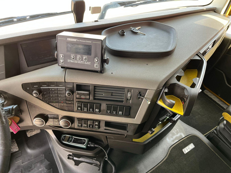 Kokvedējs, Kravas auto ar manipulatoru pārvadāšana koksnes Volvo FH 16 750 6x4 HYDRAULICS / CHASSIS L=8184 mm: foto 19 Kokvedējs, Kravas auto ar manipulatoru pārvadāšana koksnes Volvo FH 16 750 6x4 HYDRAULICS / CHASSIS L=8184 mm: foto 19