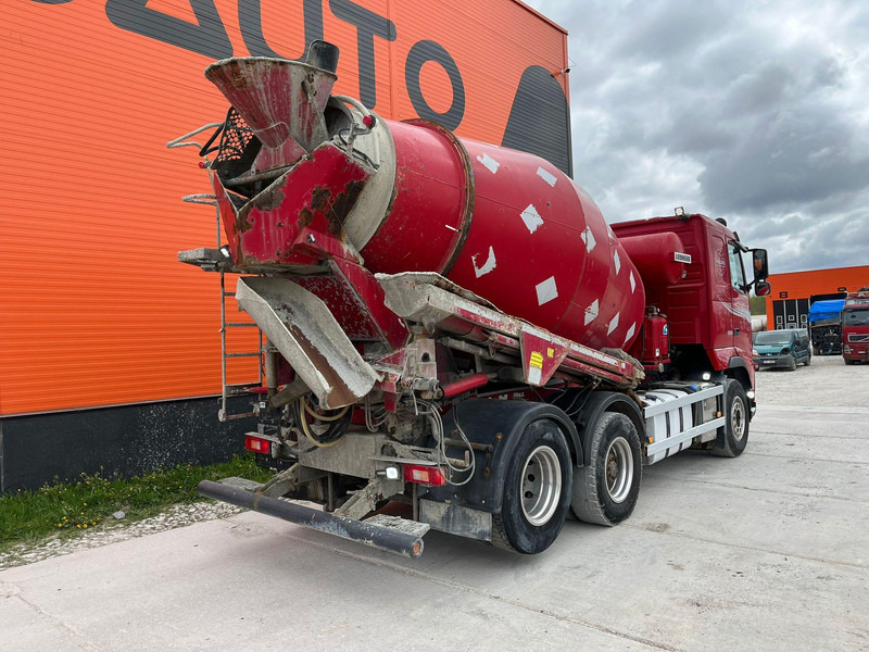 Volvo FH 500 6x2 LIEBHERR 7 m3 / CHUTE 9 m / RETARDER / BIG AXLE - Betonvedējs: foto 4 Volvo FH 500 6x2 LIEBHERR 7 m3 / CHUTE 9 m / RETARDER / BIG AXLE - Betonvedējs: foto 4