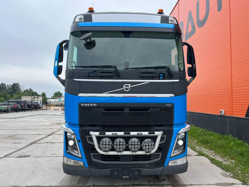 Volvo FH 540 6x4 FOR SALE AS CHASSIS / HYDRAULICS - Šasija kravas automašīna: foto 2 Volvo FH 540 6x4 FOR SALE AS CHASSIS / HYDRAULICS - Šasija kravas automašīna: foto 2