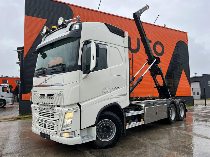 Volvo FH 540 6x4 HIAB 21 ton / L=5600 mm / RETARDER / TANDEM AXLE LIFT - Pacēlājs ar āķi: foto 2 Volvo FH 540 6x4 HIAB 21 ton / L=5600 mm / RETARDER / TANDEM AXLE LIFT - Pacēlājs ar āķi: foto 2