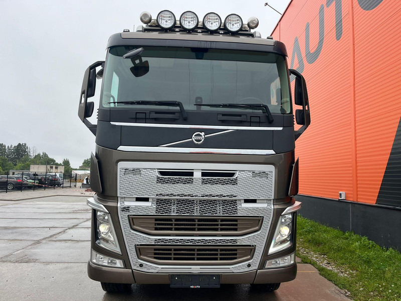 Volvo FH 540 6x4 RETARDER / TANDEM AXLE LIFT / BIG AXLES / BOX L=4487 mm - Kravas automašīna pašizgāzējs: foto 3 Volvo FH 540 6x4 RETARDER / TANDEM AXLE LIFT / BIG AXLES / BOX L=4487 mm - Kravas automašīna pašizgāzējs: foto 3