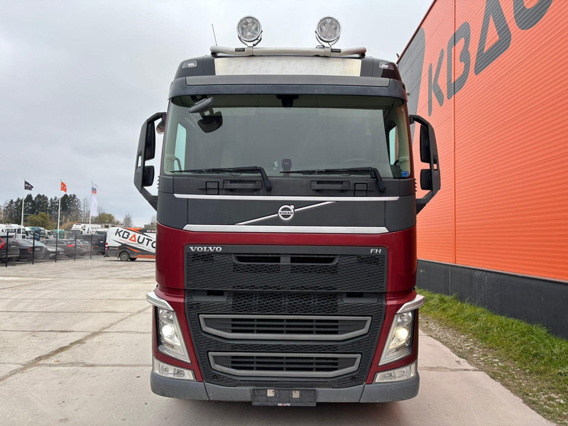 Volvo FH 540 8x4*4 BDF / TIPPER - Konteineru vedējs/ Kravas automašīna ar noņemamā virsbūve: foto 3 Volvo FH 540 8x4*4 BDF / TIPPER - Konteineru vedējs/ Kravas automašīna ar noņemamā virsbūve: foto 3
