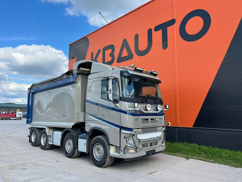 Volvo FH 540 8x4 HYDRAULIC TENT / RETARDER / TANDEM AXLE LIFT - Kravas automašīna pašizgāzējs: foto 4 Volvo FH 540 8x4 HYDRAULIC TENT / RETARDER / TANDEM AXLE LIFT - Kravas automašīna pašizgāzējs: foto 4