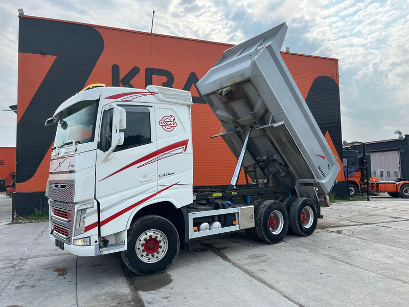 Volvo FH 540 RETARDER / BIG AXLES / TANDEM AXLE LIFT / BOX L=4523 - Kravas automašīna pašizgāzējs: foto 2 Volvo FH 540 RETARDER / BIG AXLES / TANDEM AXLE LIFT / BOX L=4523 - Kravas automašīna pašizgāzējs: foto 2