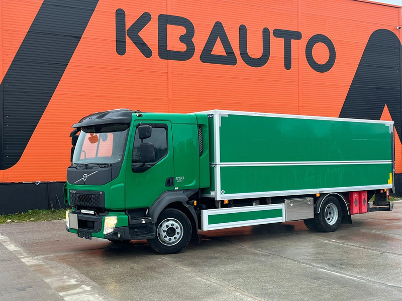 Volvo FL 250 4x2 LIFTABLE BOX CEILING - Kravas automašīna ar slēgto virsbūvi: foto 1 Volvo FL 250 4x2 LIFTABLE BOX CEILING - Kravas automašīna ar slēgto virsbūvi: foto 1