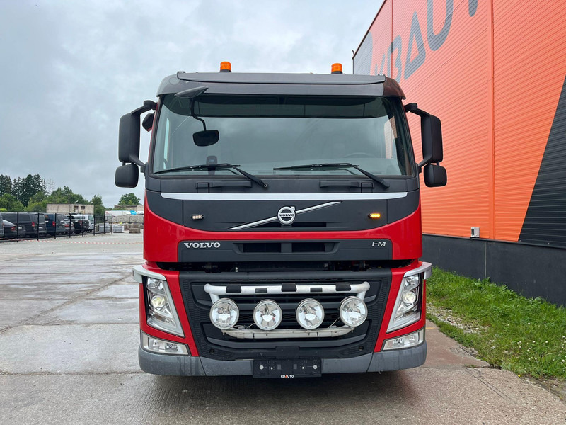 Volvo FM 330 6x2*4 EFFER 215/4S / PLATFORM L=6529 mm - Bortu kravas automašīna/ Platforma, Kravas auto ar manipulatoru: foto 3 Volvo FM 330 6x2*4 EFFER 215/4S / PLATFORM L=6529 mm - Bortu kravas automašīna/ Platforma, Kravas auto ar manipulatoru: foto 3