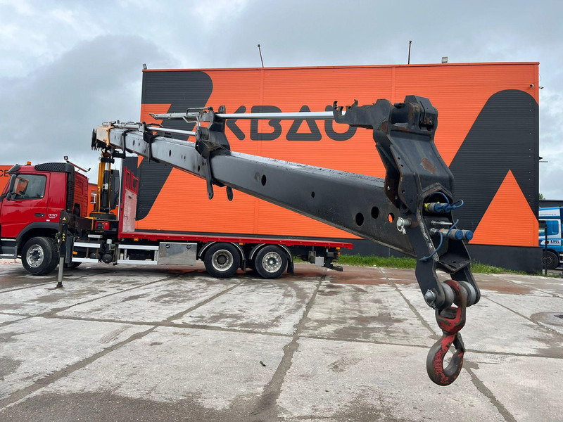 Bortu kravas automašīna/ Platforma, Kravas auto ar manipulatoru Volvo FM 330 6x2*4 EFFER 215/4S / PLATFORM L=6529 mm: foto 12