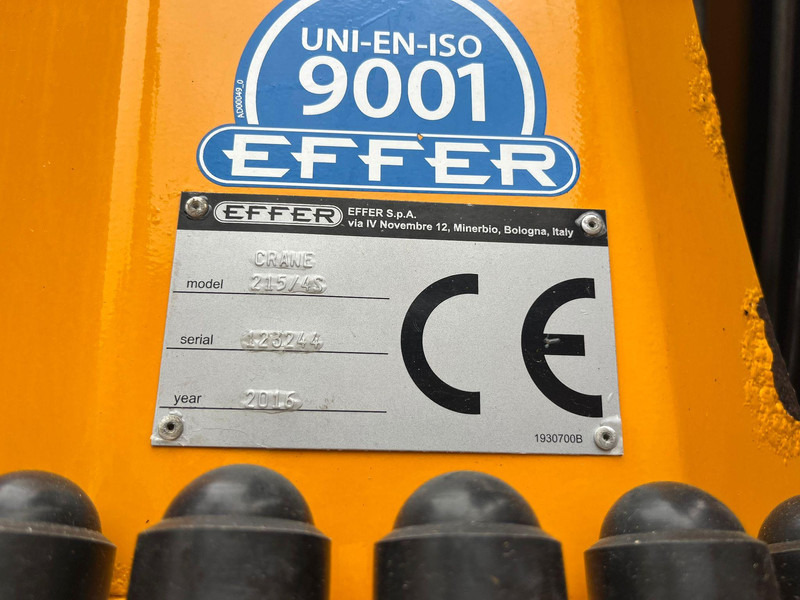 Bortu kravas automašīna/ Platforma, Kravas auto ar manipulatoru Volvo FM 330 6x2*4 EFFER 215/4S / PLATFORM L=6529 mm: foto 13