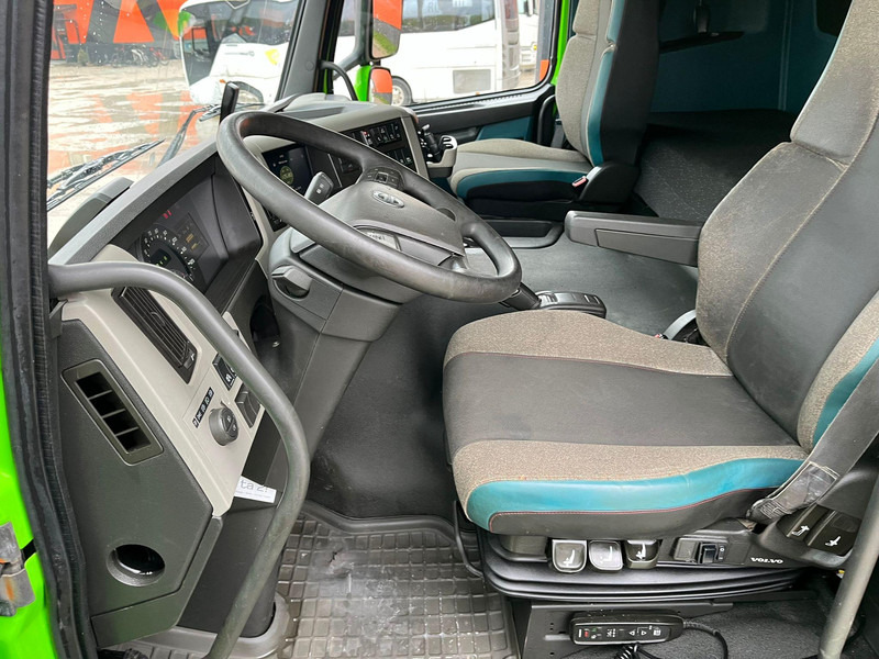 Volvo FM 370 6x2*4 SUPRA 850 / BOX L=7430 mm līzingu Volvo FM 370 6x2*4 SUPRA 850 / BOX L=7430 mm: foto 20