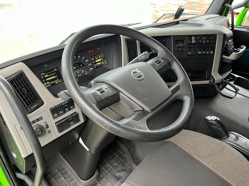 Volvo FM 370 6x2*4 SUPRA 850 / BOX L=7430 mm līzingu Volvo FM 370 6x2*4 SUPRA 850 / BOX L=7430 mm: foto 15