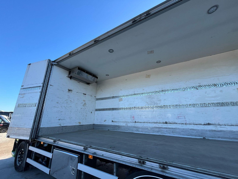 Volvo FM 370 6x2*4 SUPRA 850 / BOX L=7430 mm līzingu Volvo FM 370 6x2*4 SUPRA 850 / BOX L=7430 mm: foto 12