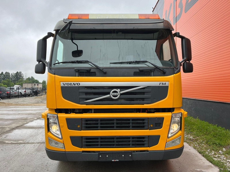Volvo FM 370 6x2 BOX L=5128 mm - Kravas automašīna pašizgāzējs: foto 3 Volvo FM 370 6x2 BOX L=5128 mm - Kravas automašīna pašizgāzējs: foto 3