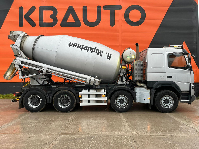 Volvo FMX 500 8x4 SARAKA HR-11 / 10 m3 + CHUTE 10 m / TANDEM AXLE LIFT - Betonvedējs: foto 4 Volvo FMX 500 8x4 SARAKA HR-11 / 10 m3 + CHUTE 10 m / TANDEM AXLE LIFT - Betonvedējs: foto 4