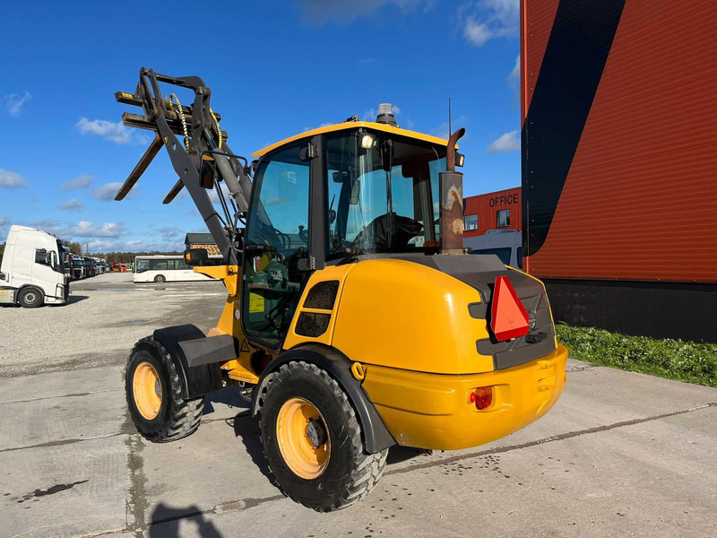 Volvo L 25 F BUCKET & FORKS - Riteņu iekrāvējs: foto 5 Volvo L 25 F BUCKET & FORKS - Riteņu iekrāvējs: foto 5