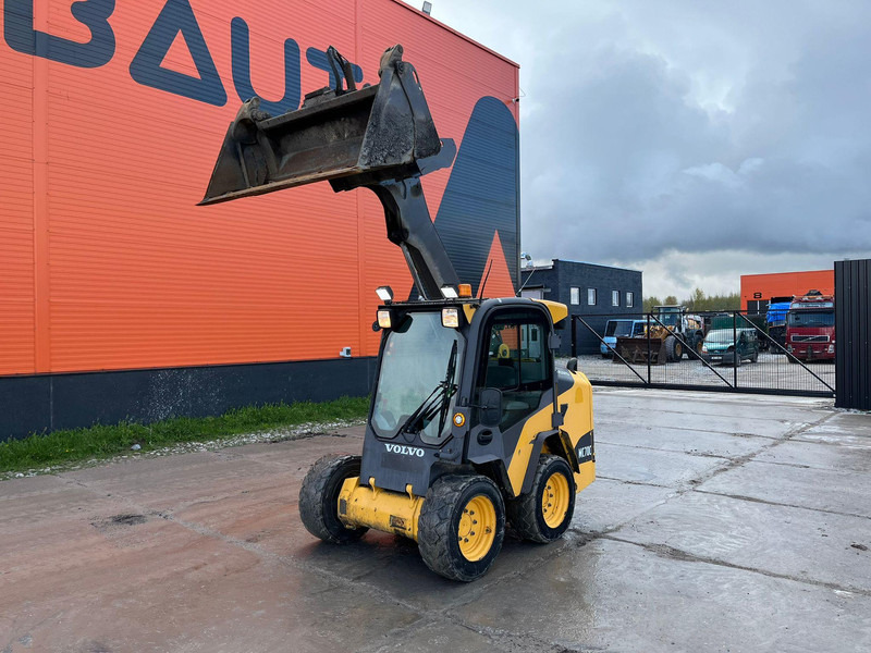 Volvo MC 70 C T4 BRUSH - Riteņu iekrāvējs: foto 2 Volvo MC 70 C T4 BRUSH - Riteņu iekrāvējs: foto 2