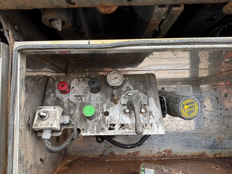 Bortu puspiekabe/ Platforma Zaslaw D-651 PLATFORM L=9315 mm / SAF AXLES: foto 15
