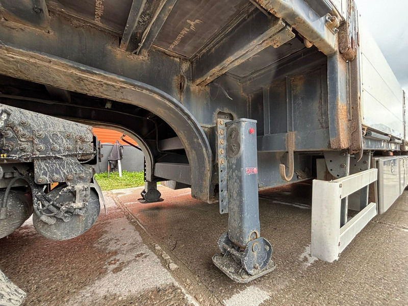 Bortu puspiekabe/ Platforma Zaslaw D-651 PLATFORM L=9315 mm / SAF AXLES: foto 17